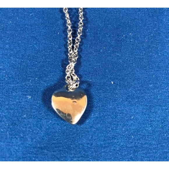 Kids Heart and Rhinestone Fashion Neckla - Picture 2 of 4